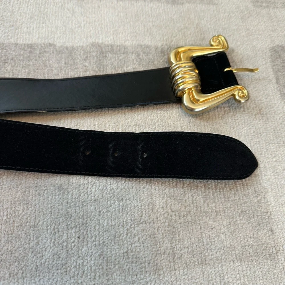 AVIGNON Made in Spain Genuine Leather Belt Black Statement Buckle Gold